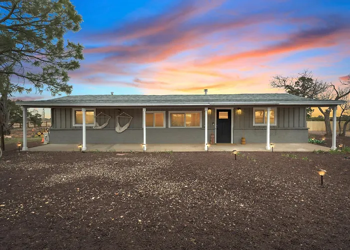 Holiday home Promo Wild West Retreat - 25 Min To Canyon *